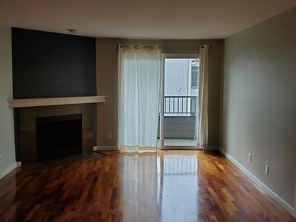 2nd image of 728 Kirkland Cir