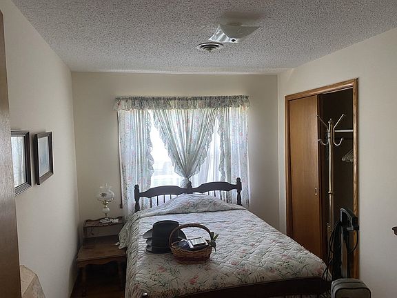 4th image of 55 Dellwood Dr