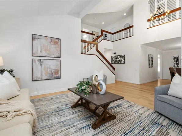 27 Campanero E, Irvine, CA 92620