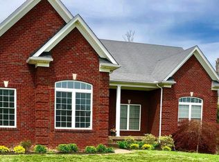 7002 Colton Rd, Crestwood, KY 40014