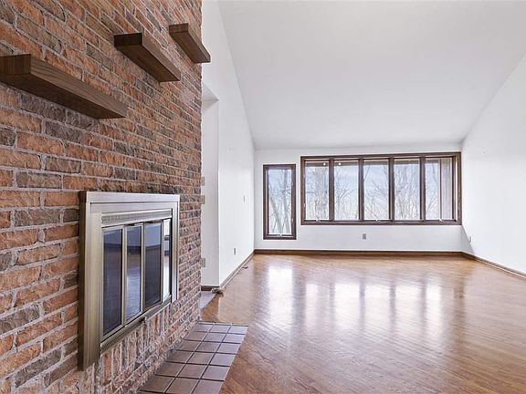 5th image of 6549 Penguin Cir