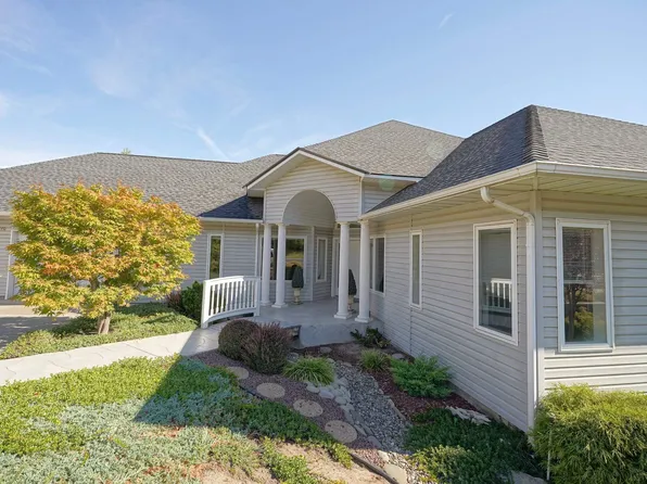 640 SW Edge Knoll Dr, Pullman, WA 99163