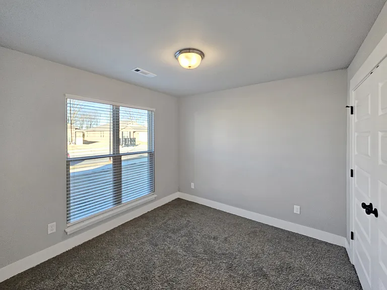 2091 Bluebonnet Ln — Photo 22