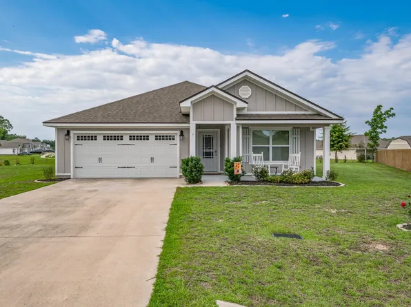 7 Sugar Maple Ln, Crawfordville, FL 32327
