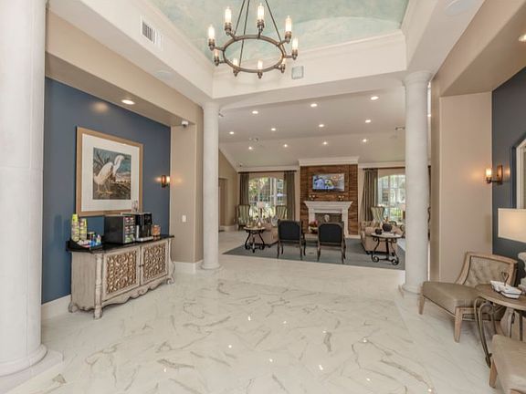 Harbor Cove Entry to Leasing Office