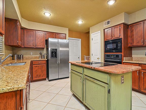 Gourmet Kitchen