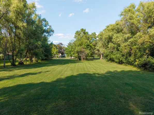 273 Shadywood Rd Parcel B, Rochester, MI 48307