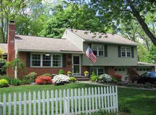 60 Marlboro Rd, Delmar, NY 12054