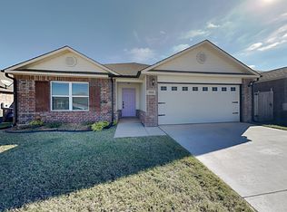 9800 Jack Rabbit Rd, Yukon, OK 73099