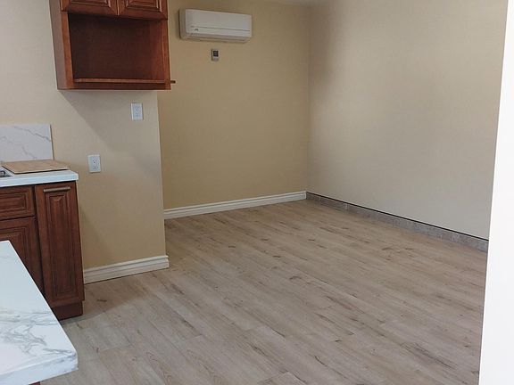 5th image of 4045 E 56th St #1