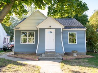622 W 22nd St, Holland, MI