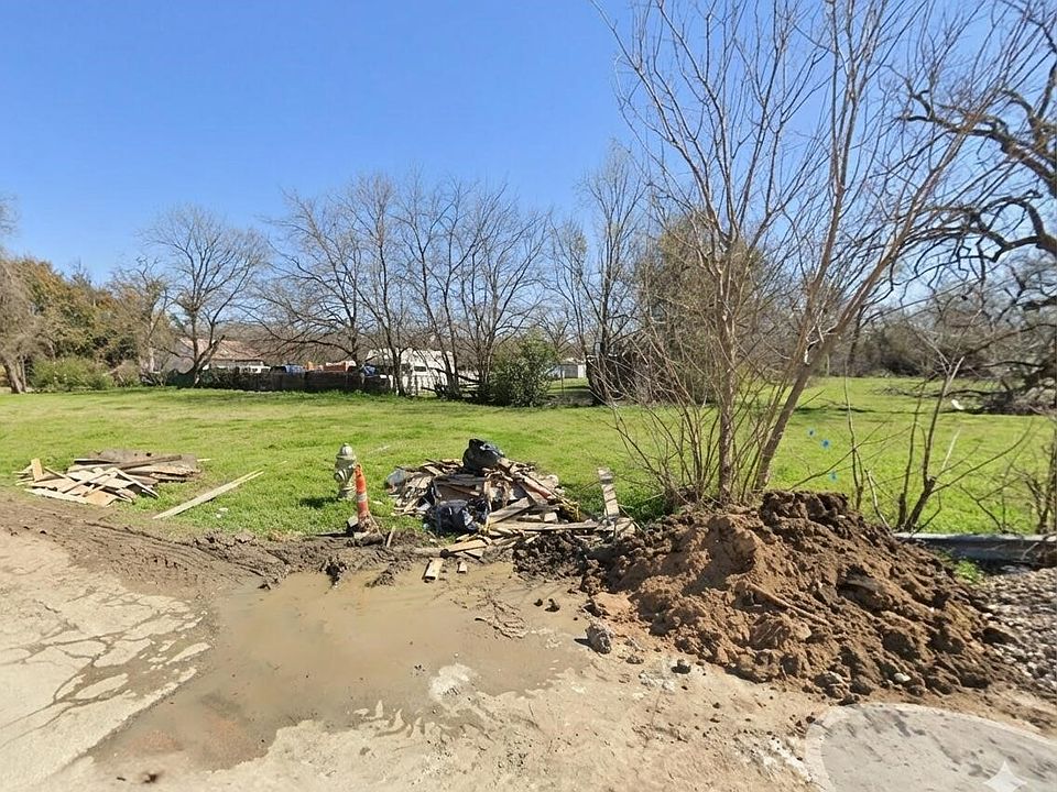 1st image of 3629 Crane St