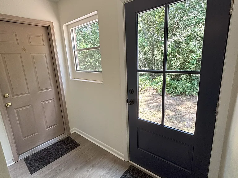 119 Old Country Club Rd #6 — Photo 3