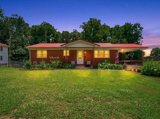 316 Mountain View Rd, Williamsburg, KY 40769