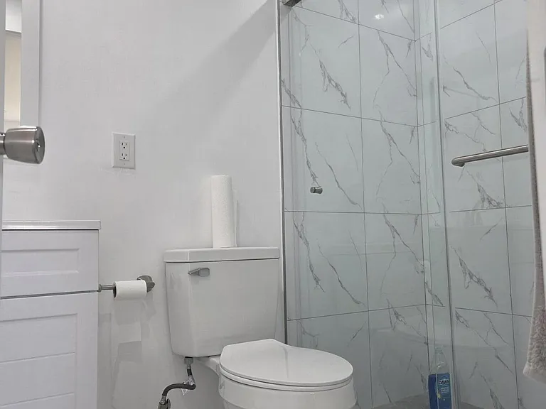 4181 Winchester Ln — Photo 13