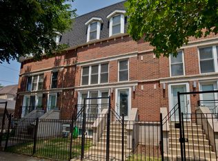918 E 48th St, Chicago, IL 60615