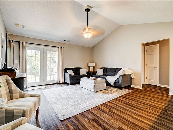 5th image of 3166 Bridle Way
