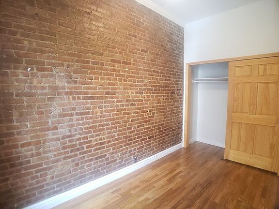 5th image of 54 W 76th St APT 2F
