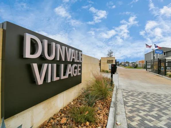 3112 Valley Peak Dr, Houston, TX 77063