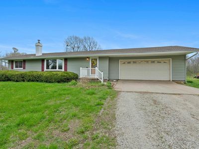 15698 Waller Rd, Fulton, IL, 61252