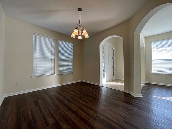 5th image of 3125 E Banister Rd