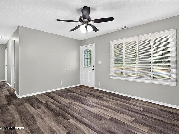 3rd image of 5605 Norton Ave
