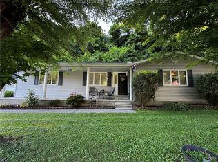 5057 Huff Creek Hwy, Davin, WV 25617