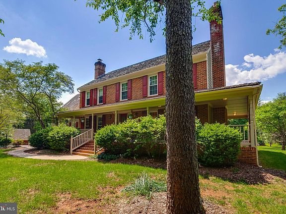 3rd image of 7560 Bobedge Dr