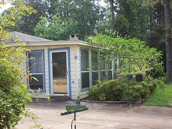 4th image of 338 Mayberry Dr