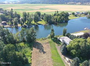 1194 Cottonwood Dr, Saint Maries, ID 83861