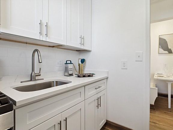 4th image of 87 30th St #8cf11aa10