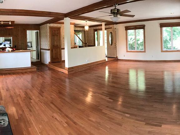 3rd image of 3601 Sea Breeze Point Trl