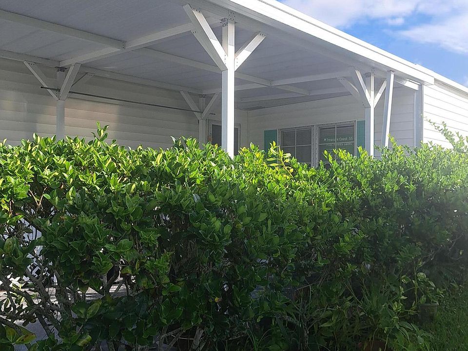 2nd image of 12 Placido Lane