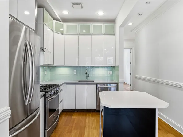 312 West 138th Street image 8 of 23