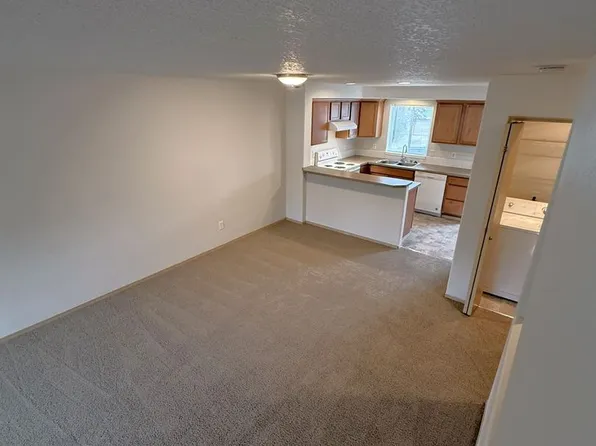 4466 NE Nicholson Loop, Vancouver, WA 98661