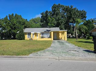 1917 SE Burgundy Ln, Port Saint Lucie, FL 34952