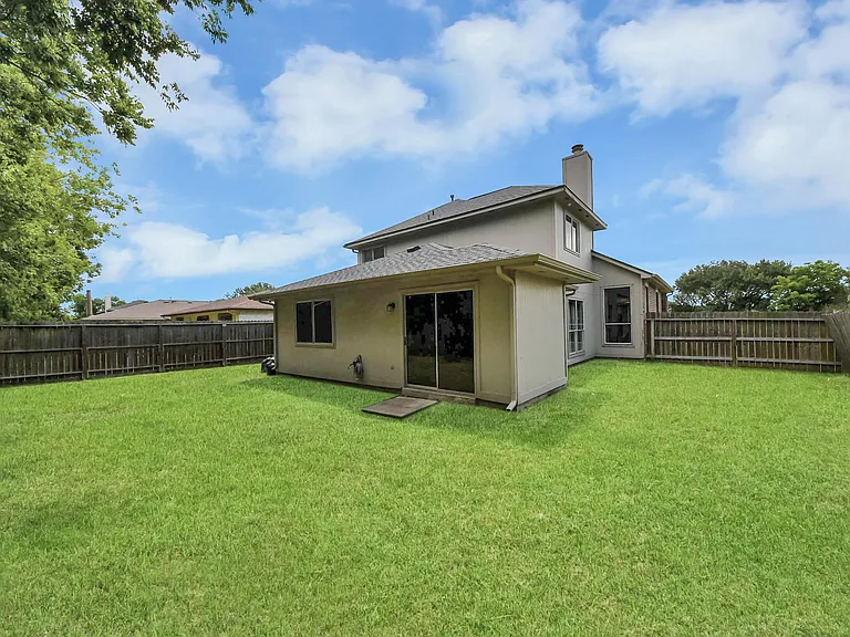 16118 Bunker Ridge Rd — Photo 34