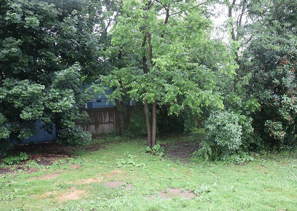 1157 Charles St Elmira, NY, 14904 Apartments for Rent Zillow