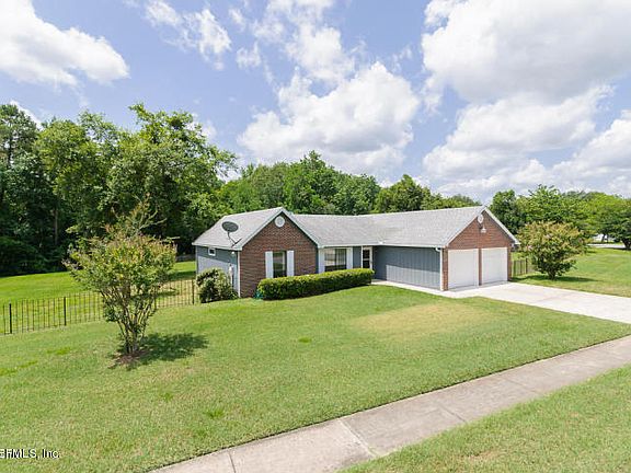 3rd image of 8846 Rose Hill Dr S