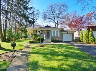 54 Midland Rd, Staten Island, NY 10308