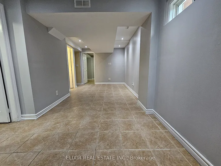 4 Lonestar Cres #BASEMENT — Photo 4