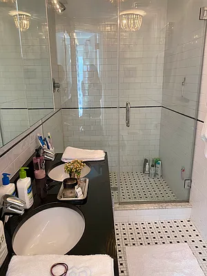 Rented by Double R Ventures LLC | media 81