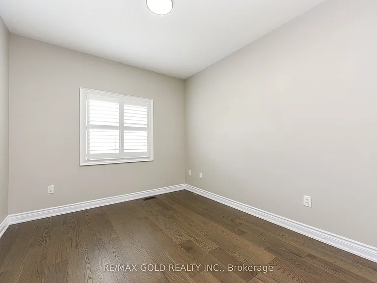 1270 McPhedran Point — Photo 33