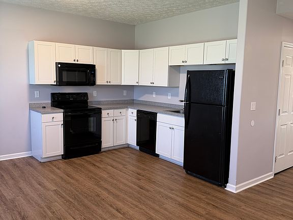 4th image of 742 Parkway Ave #748