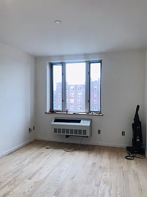 Rented by Oxford Property Group | media 7