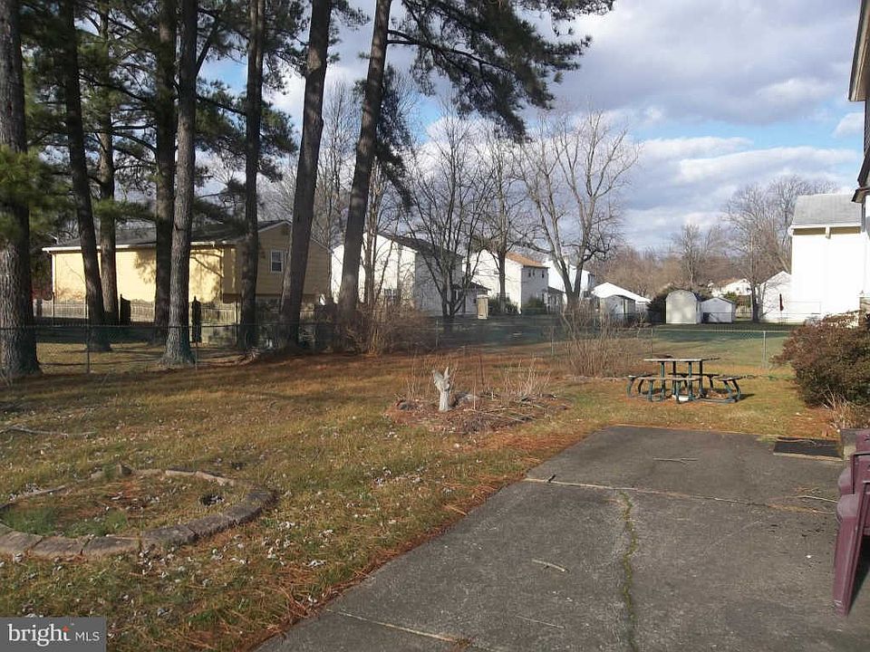 2nd image of 129 Jacqueline Ave