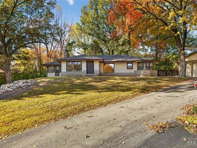 643 Hunters Ridge Dr, Saint Louis, MO, 63135