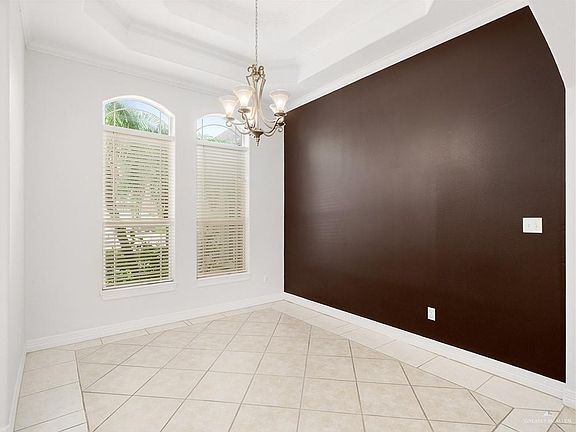 2nd image of 2601 Hylton Ave