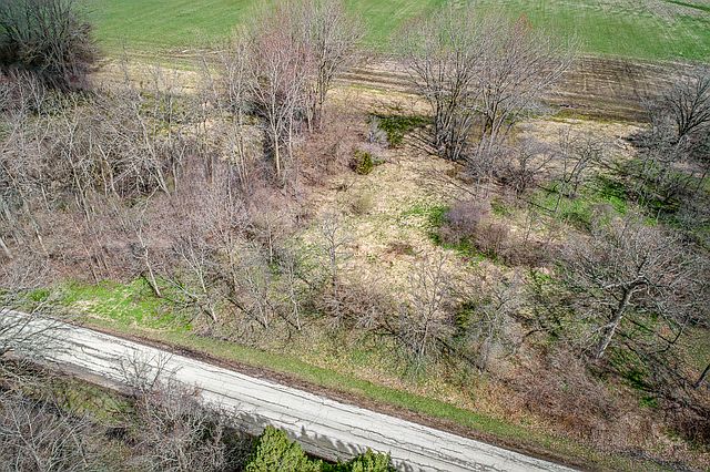 2nd image of 47W560 Winterset Rd