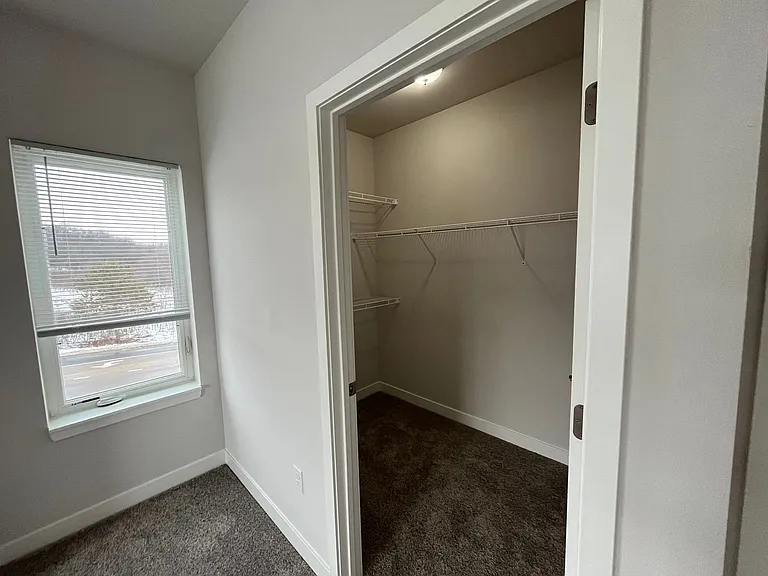 Cottage Grove Commons: Gaston — Photo 97
